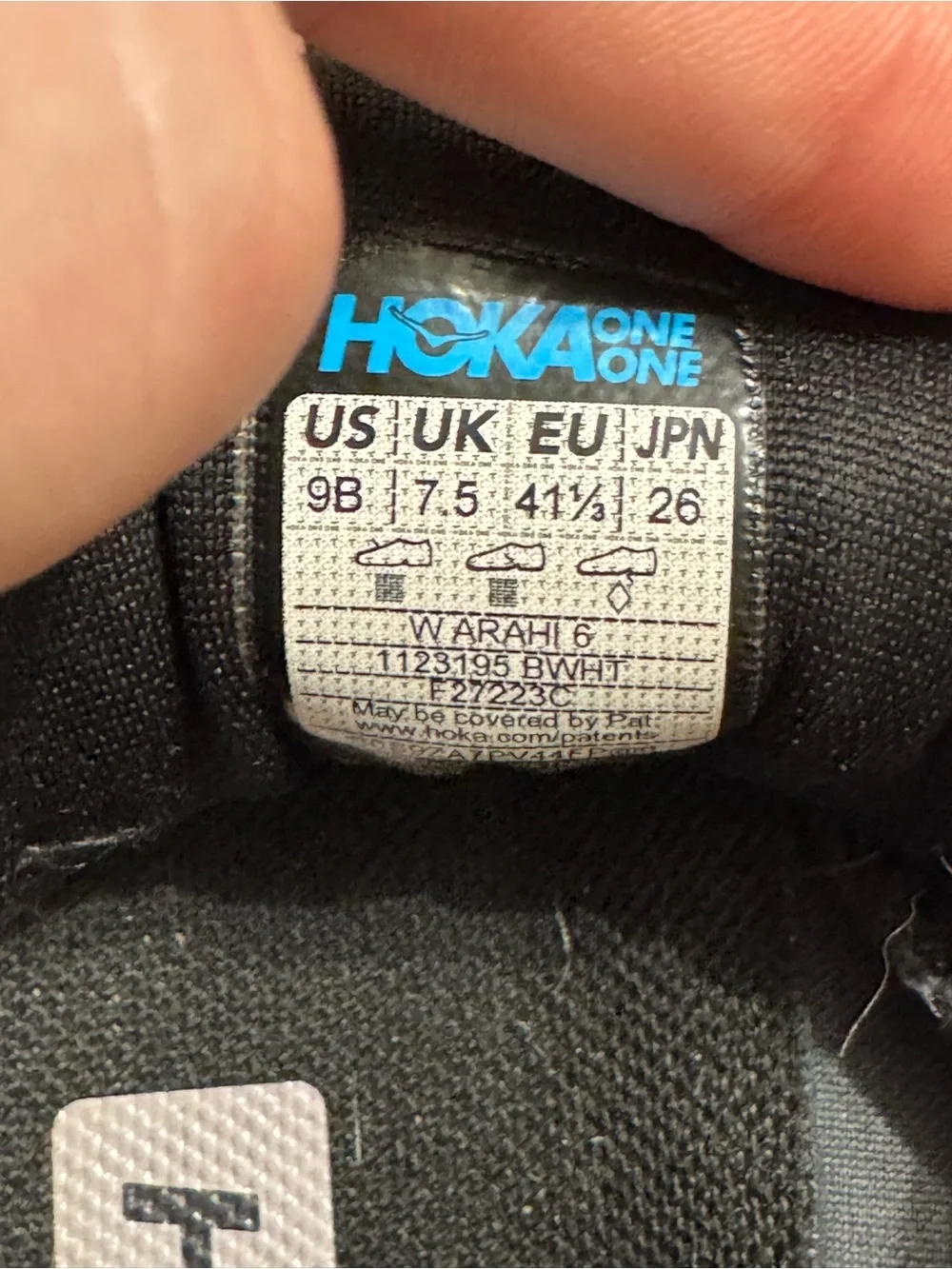 Hoka One One Arahi 6 Women's Running Shoes Black and White Size 9B